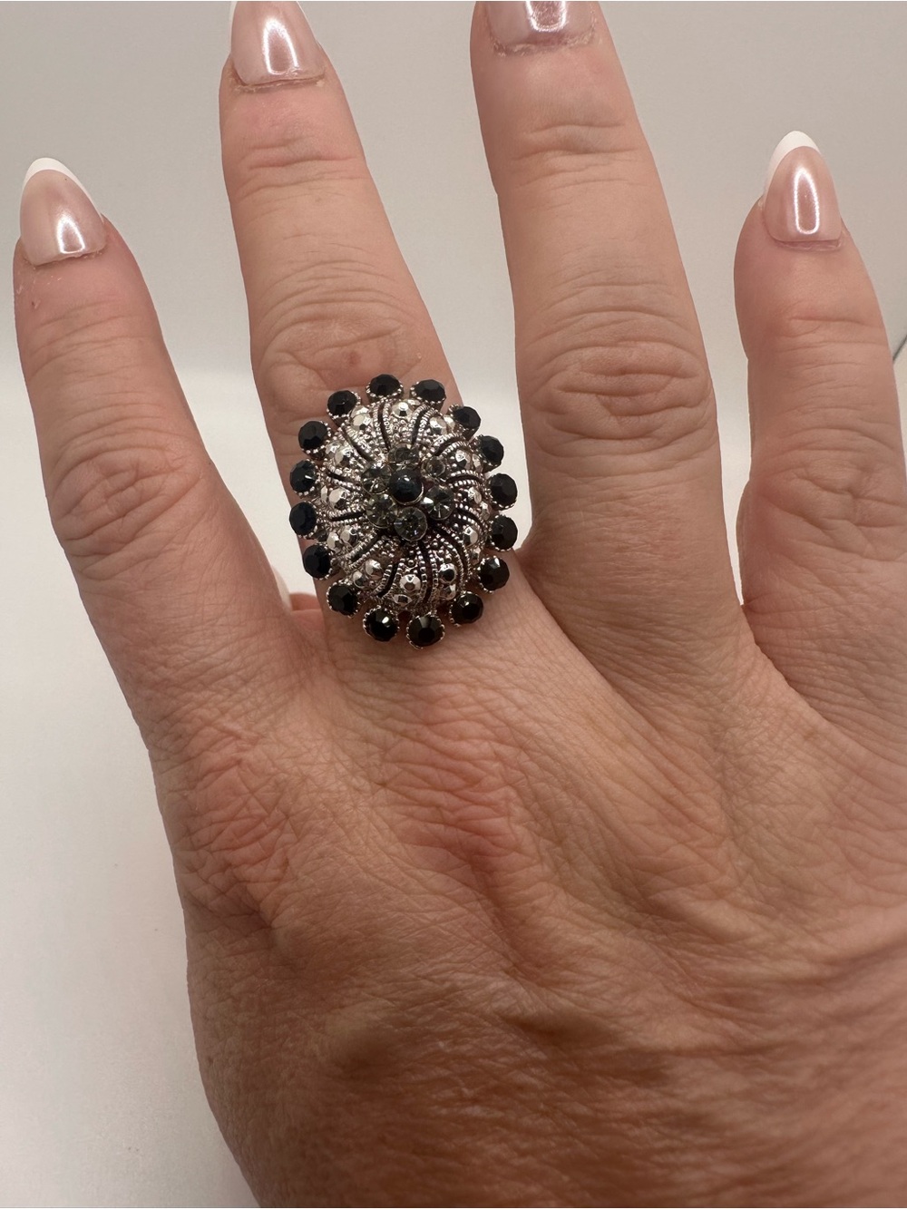Silver-Tone Black Stone Floral Cocktail Ring - Women Jewelry